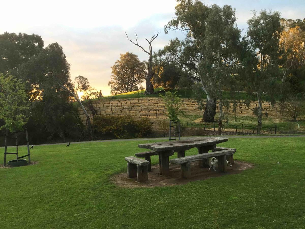 Barossa White House The West Wing Bed & Breakfast Angaston Exterior photo