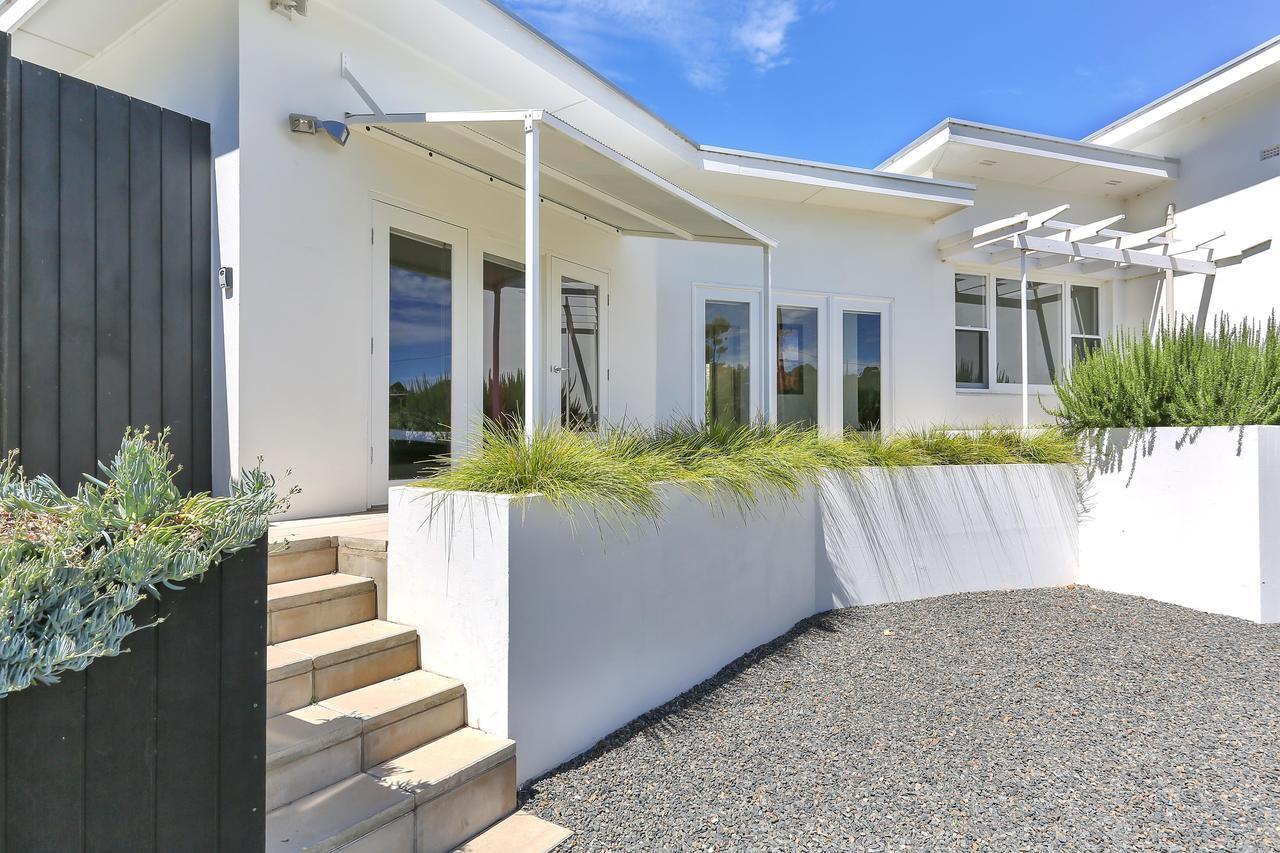 Barossa White House The West Wing Bed & Breakfast Angaston Exterior photo